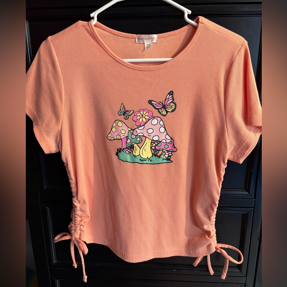 Mushroom Cropped Shirt